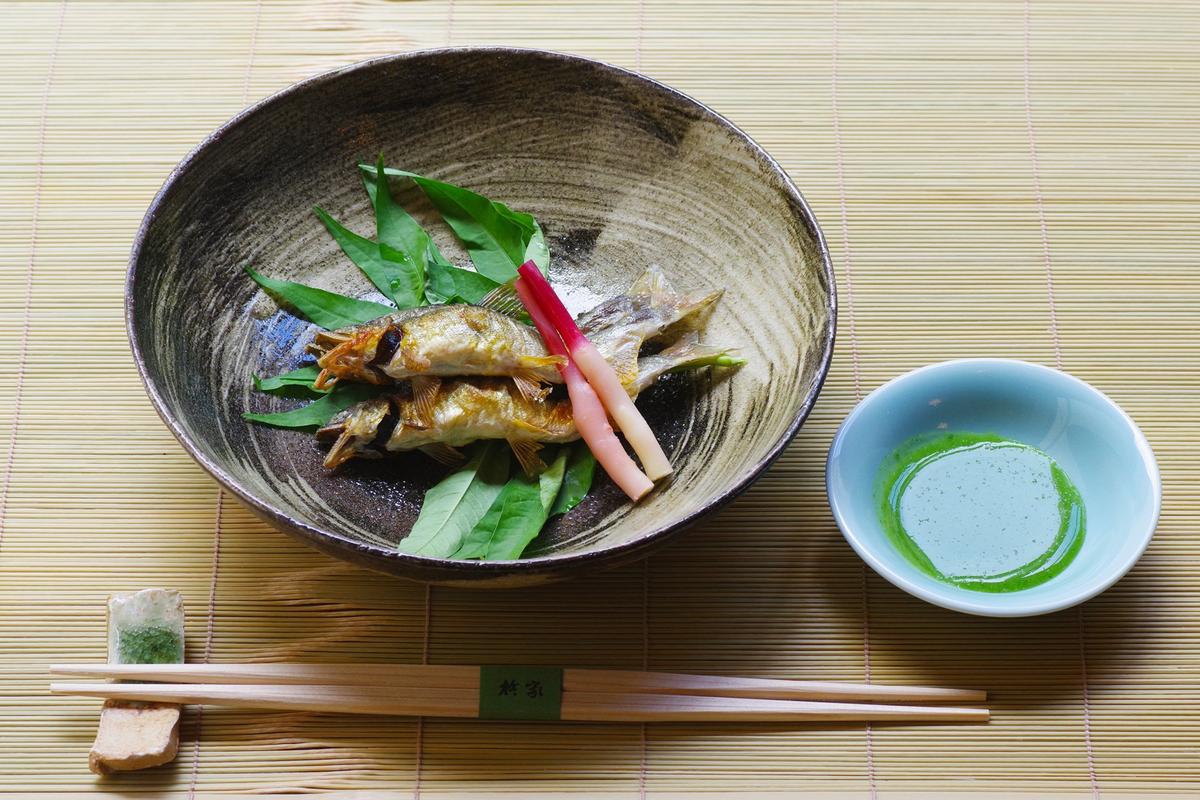 天然鮎の塩焼きイメージ1.jpg